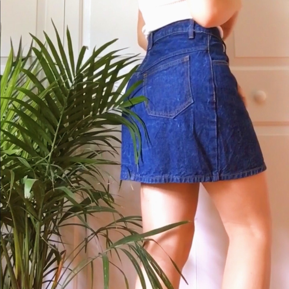 Vintage Brandy Melville skirt - Picture 2 of 3
